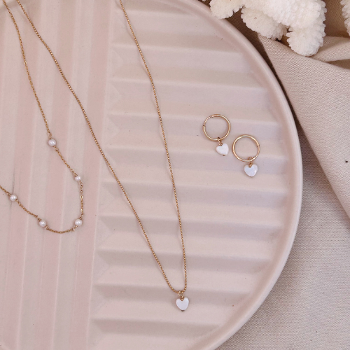 Tanyss dainty Heart Hoop