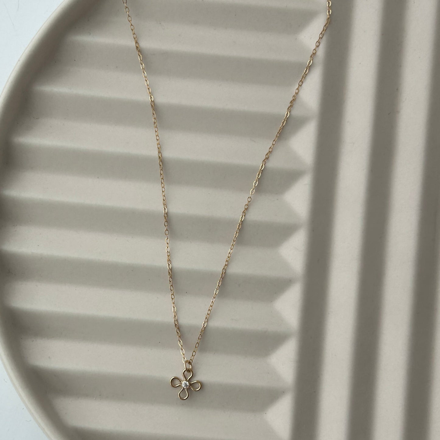 Lilly Bloom Necklace