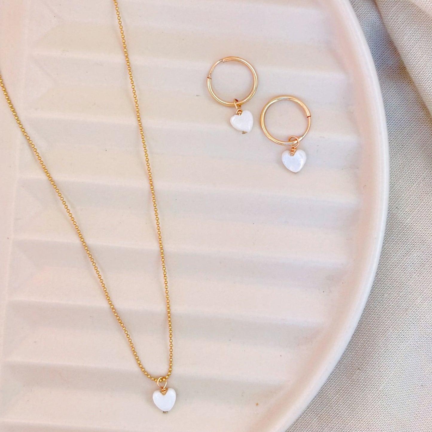 Tanyss dainty Heart Necklace