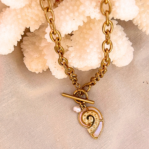 Kirstyn's Golden Shell Necklace