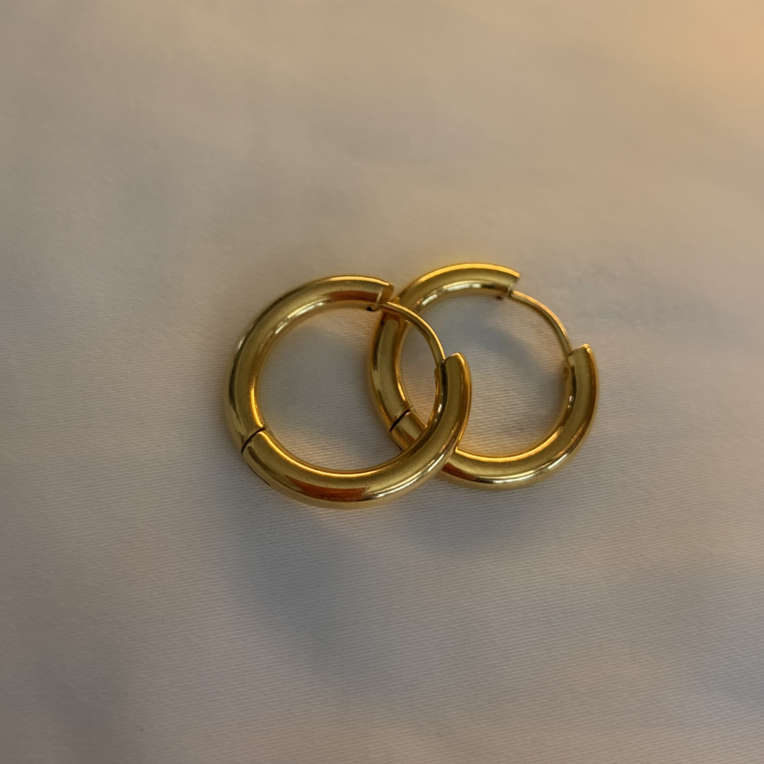 Perfectly Plain Hoops