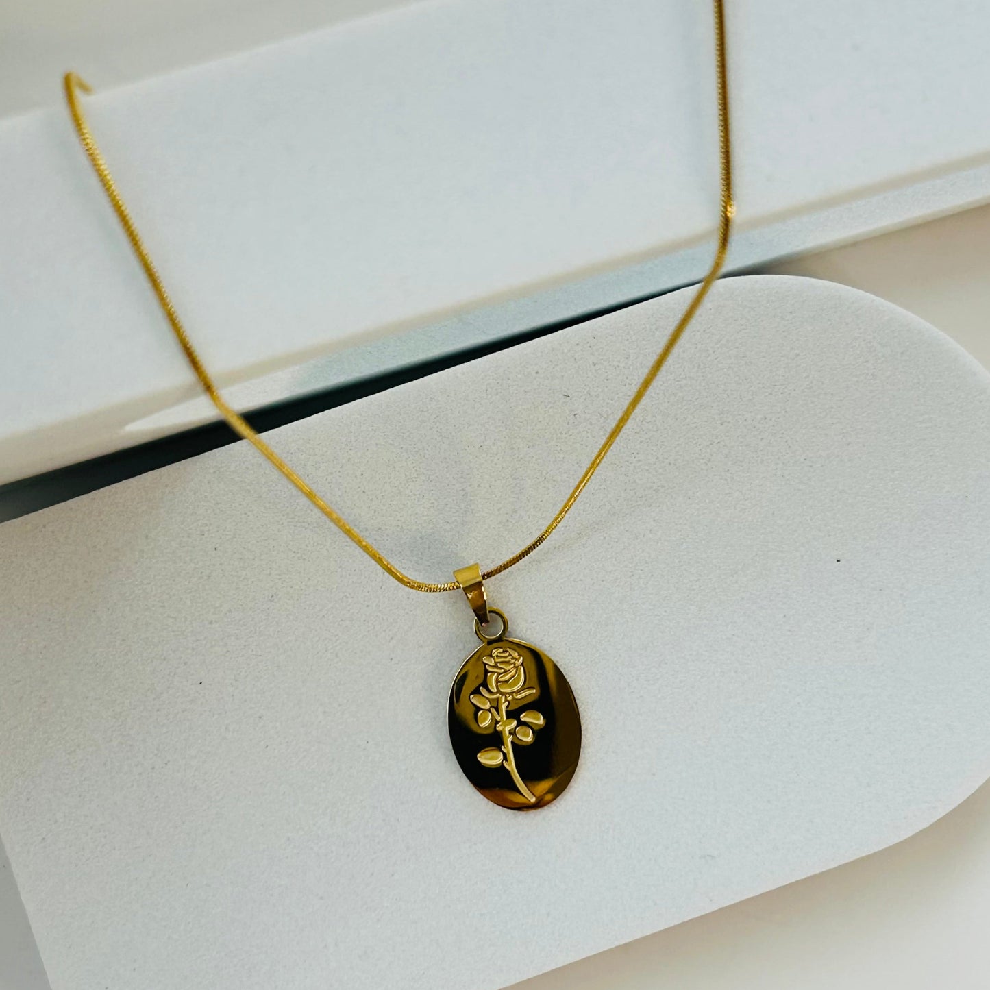 Rose in Bloom Necklace